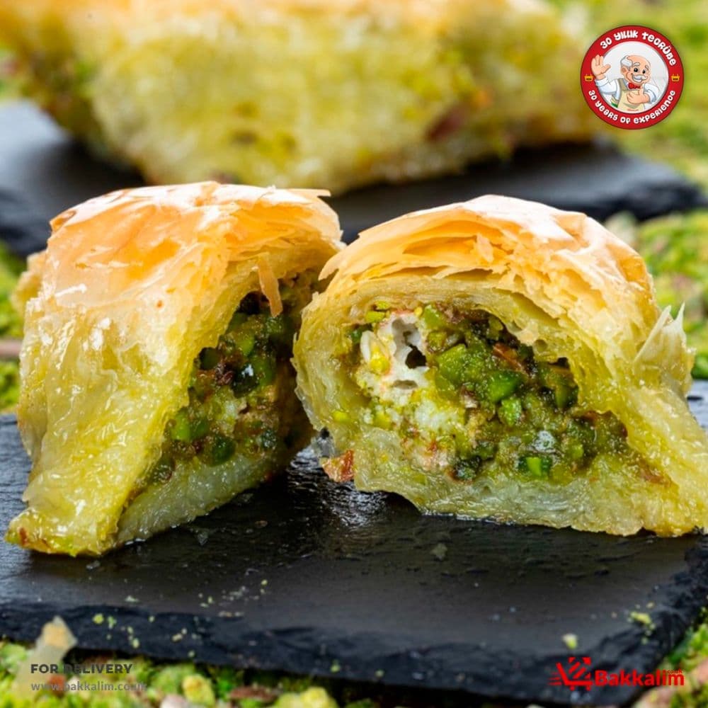 Traditional 500gr Turkish Sobiyet Pistachio Baklava
